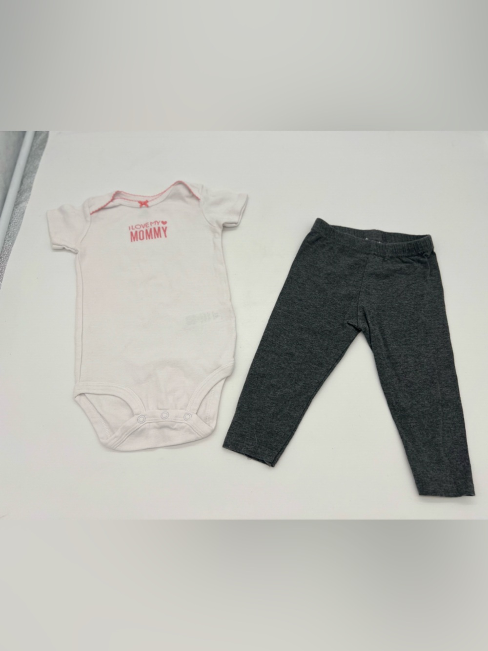 Emperor Baby Girl Gray Leggings And Carters I Love Mommy One Piece Top White 18M